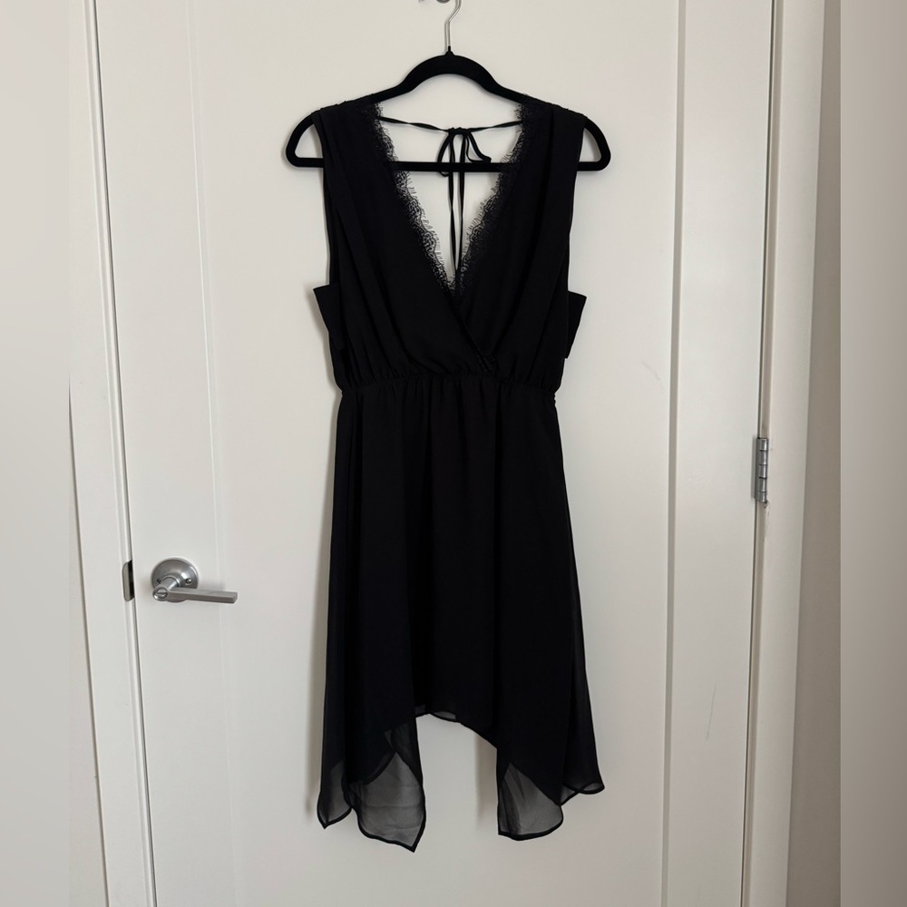 BCBGeneration Black Sleeveless Dress
